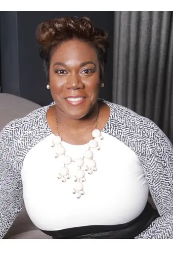 Iris Hoskins