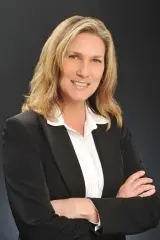 Sandra Holmes