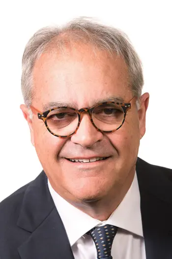 Alex Fernandez