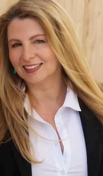 Karen La Cava