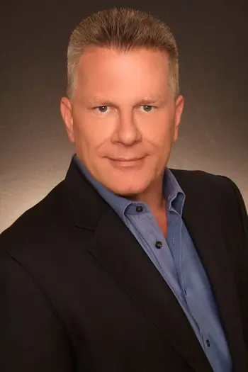 Lee Farmer