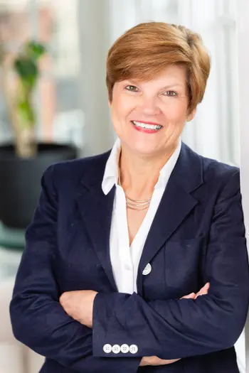 Pam Kawakami