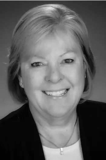 Julie Carr