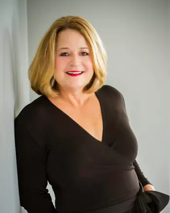 Stephanie Burton