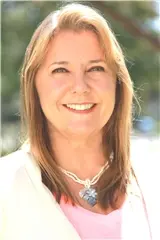 Marta Hall