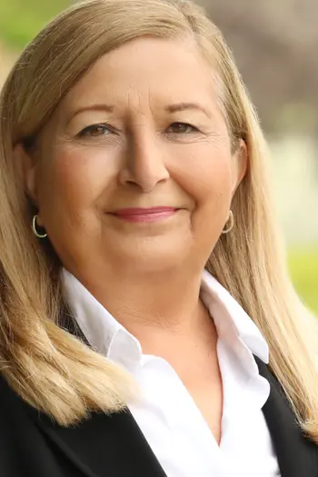 Elizabeth Pease