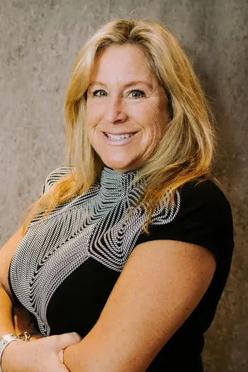 Robin Chudnow-Marsh