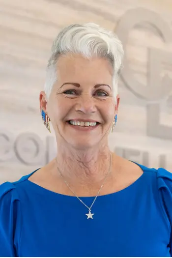 Suzanne Stacy
