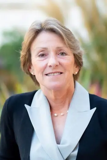 Carol Bennett