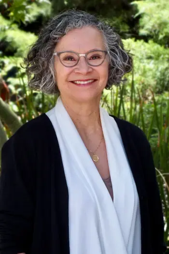Lenora Kauth