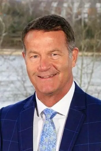 Bobby Curtis