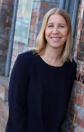 Jennifer Sampson