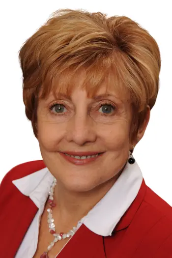 Lynne Tomlinson