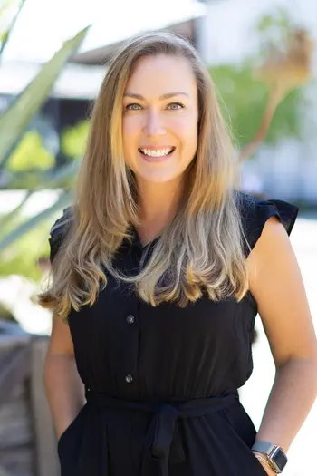 Melissa English