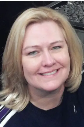 Dana Leighton