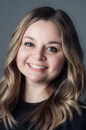 Stephanie Cox
