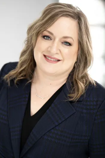 Betsy Rewald
