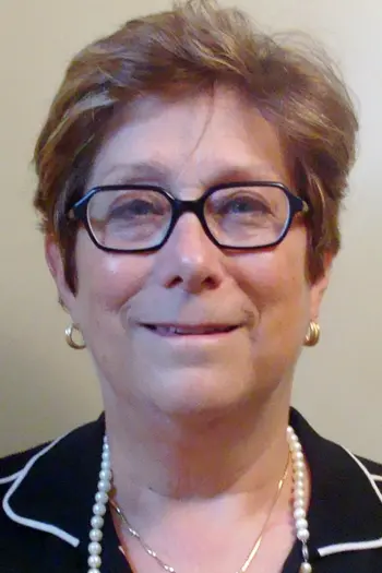 Elaine Fenster