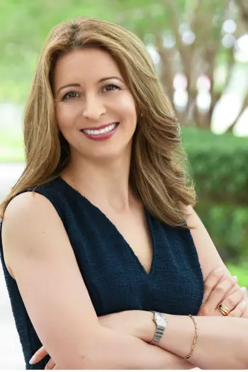 Maria Salinas