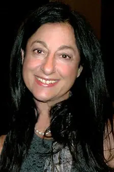 Naomi Glass