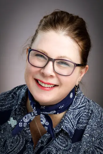 Debbie Harper-Staub