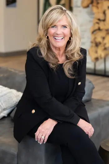 Kristine Stirling