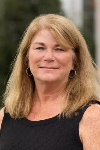 Della Carson
