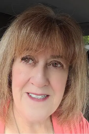 Deb Clonch
