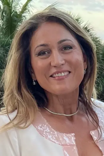 Carmen Bogdan