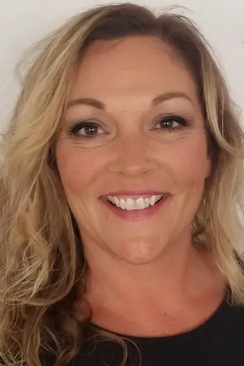 Lisa Brochu