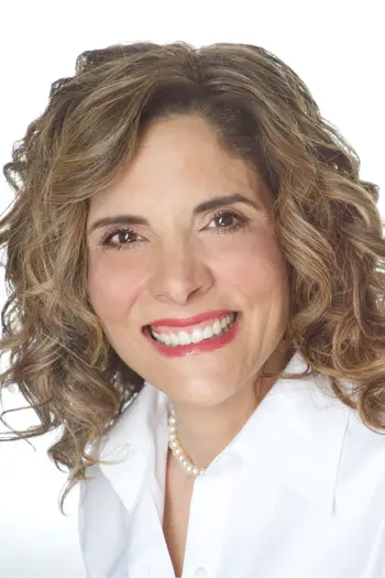 Lea Abrams