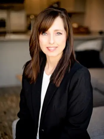 Janet Elder