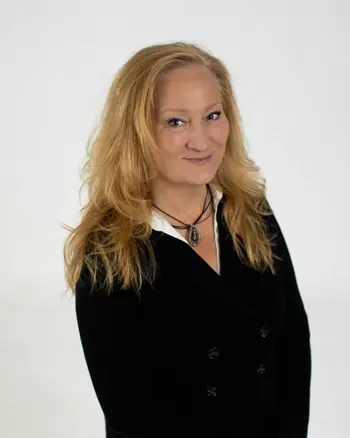 Alicia Karnes