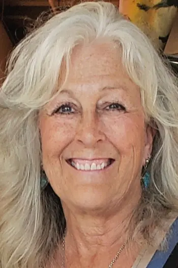 Maureen Stoll