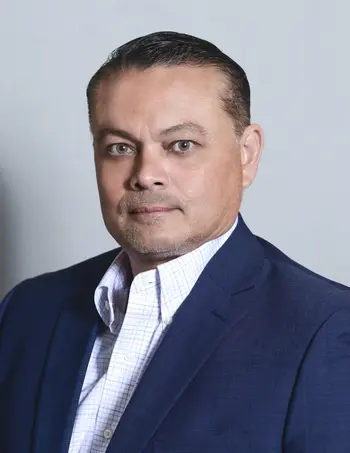 Russell Hernandez