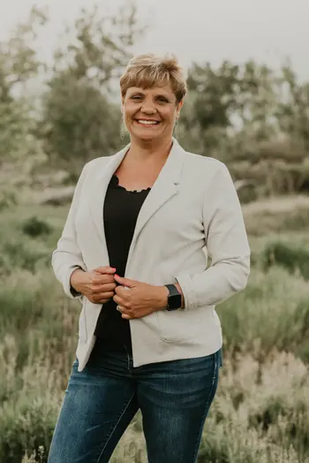 Liane Embry