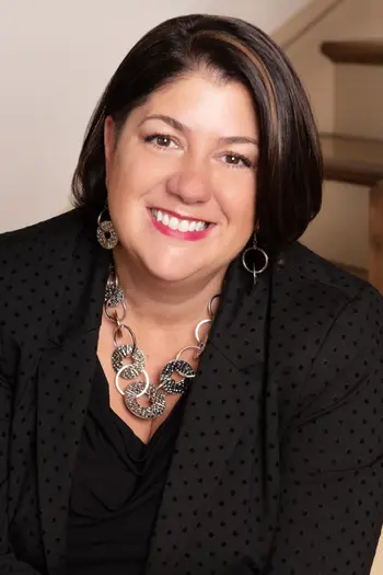 Leslie St. John