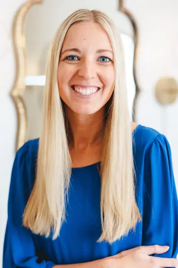 Caroline Aronson