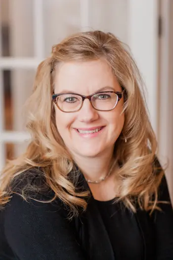 Maureen Clay
