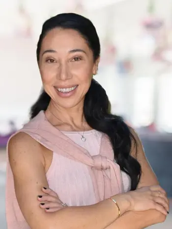 Anush Zanazanian