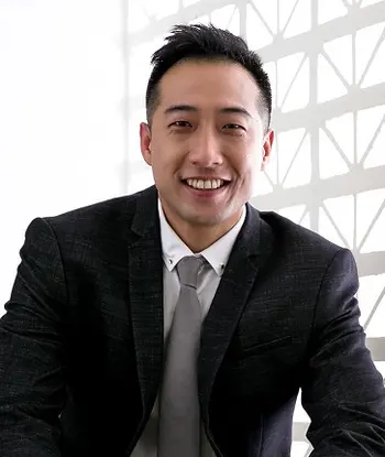 Sam Chau