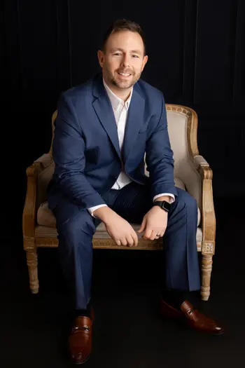 Stuart Thomas