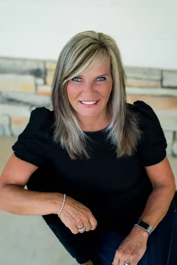 Lisa Guthrie