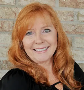 Tina Nelson