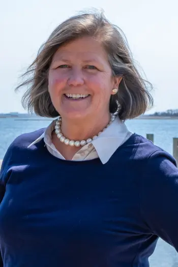 Anne Powell Del Vecchio