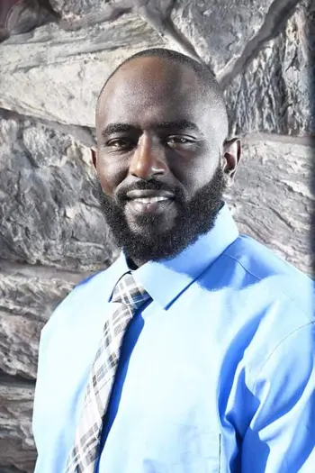 Delindeo Moore