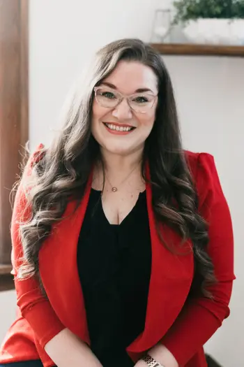 Amanda Thomas