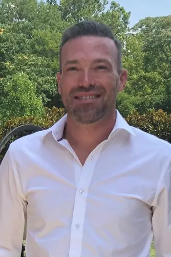 Scott Zeller