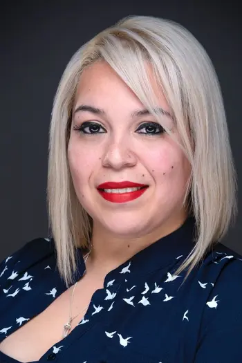 Gladys Calzada