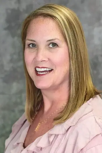 Suzanne Artinghelli